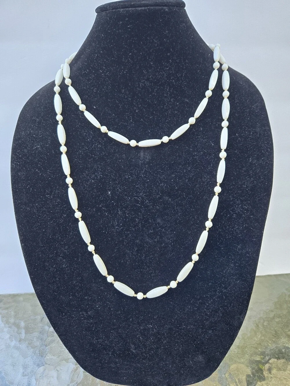 Vtg Milk Glass Bead Hand Knotted Necklace 50